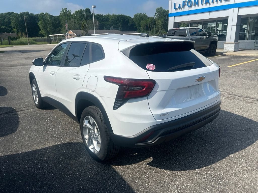 2024 Chevrolet Trax LS