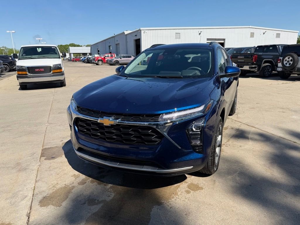2024 Chevrolet Trax LT
